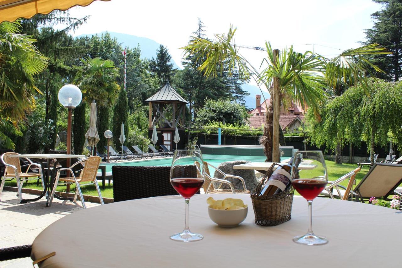 Garni Weingut Hotel เมราโน ภายนอก รูปภาพ